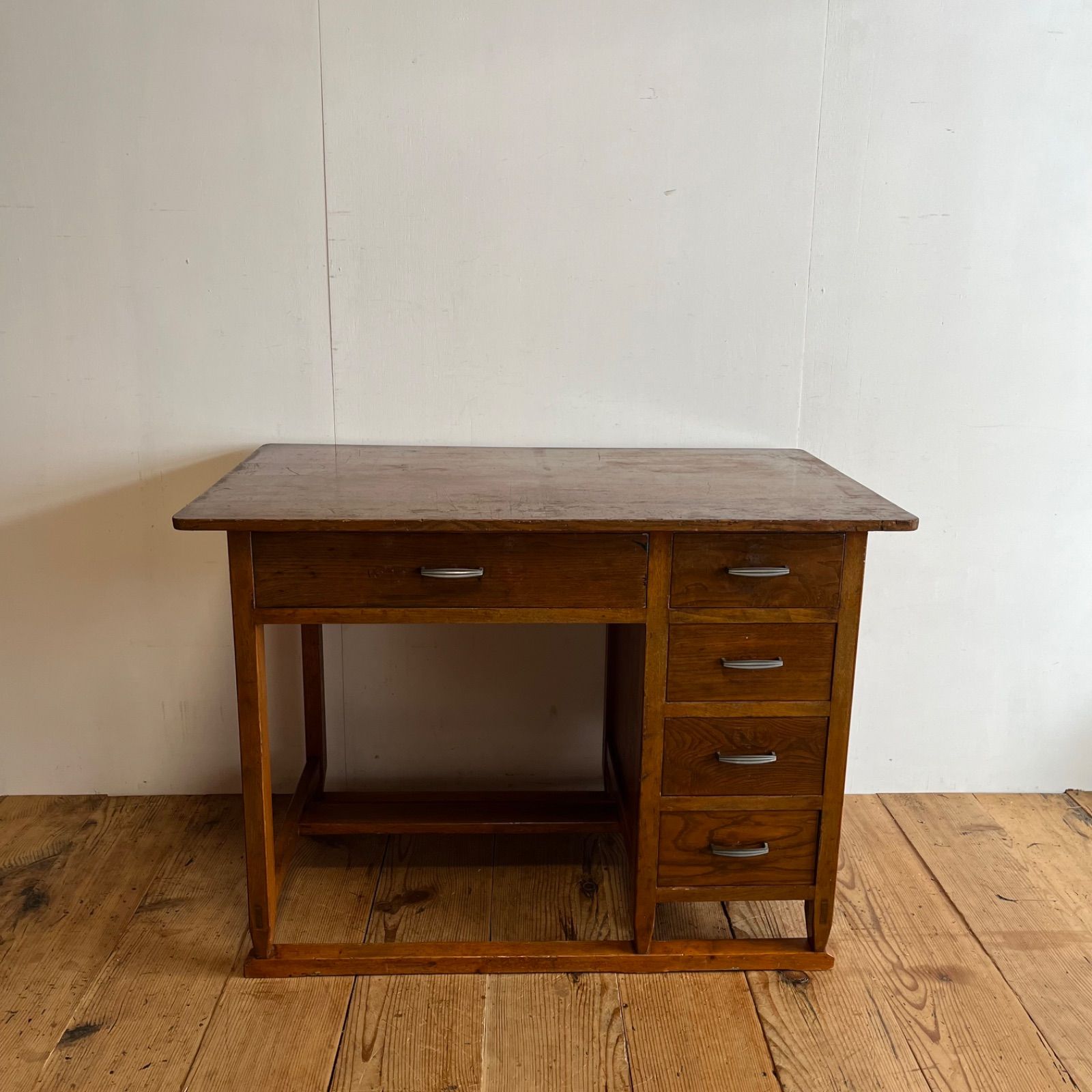 アンティーク テーブル デスク 机 片袖机 ブラウン レトロ y557 - メルカリ