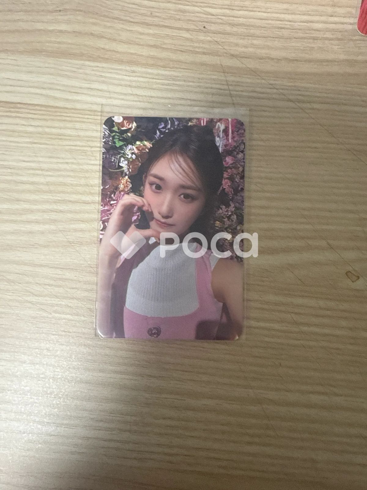 IVE イソ IVE THE FIRST FAN CONCERT The Prom Queens RANDOM