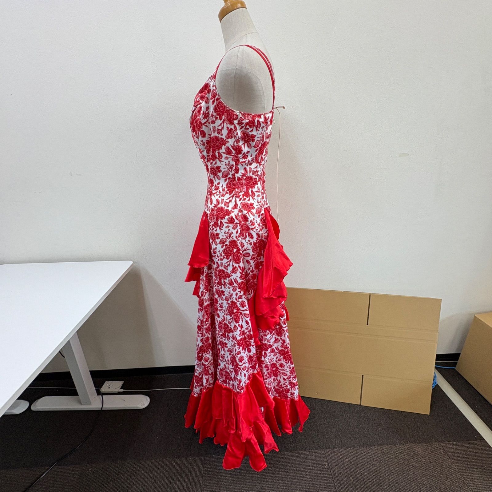 Naomi Collection】フラメンコ衣装 ドレス ワンピース 赤 バラ柄