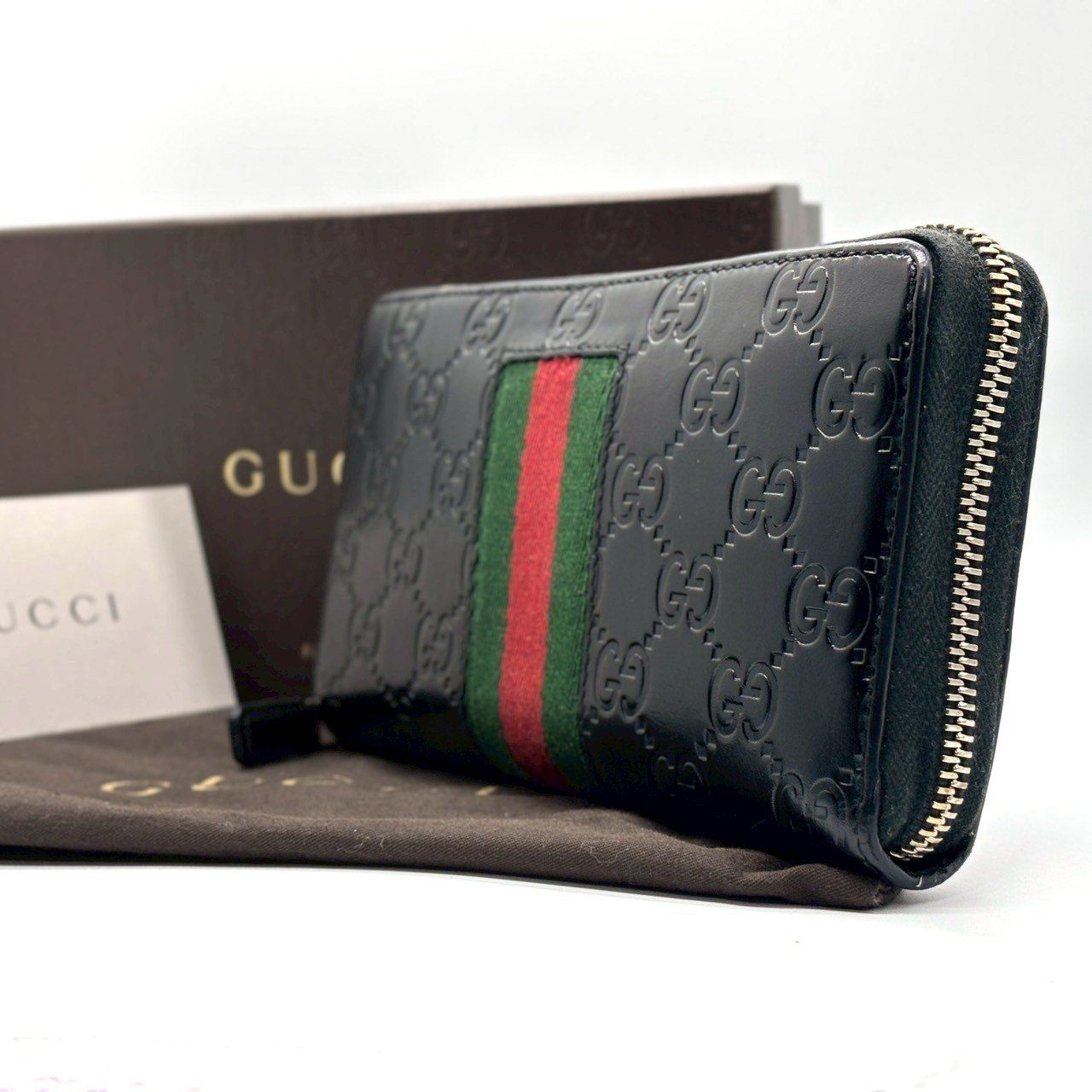 静かに格が伝わる】 GUCCI 長財布 グッチシマ シェリーライン ラウンド 