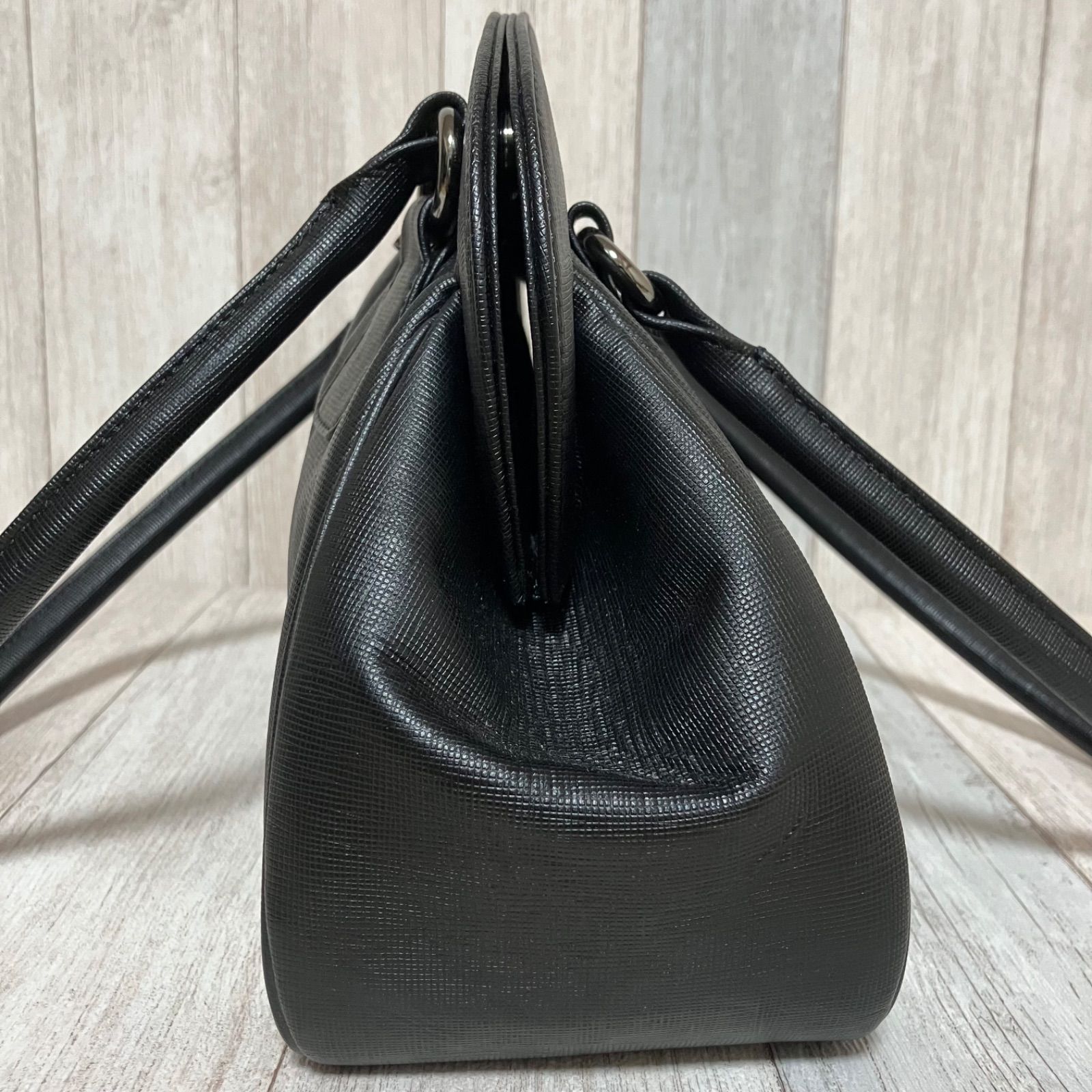 極美品 【 HAMANO 】 ハマノ 濱野 ハンドバッグ ロゴ金具 マグネット