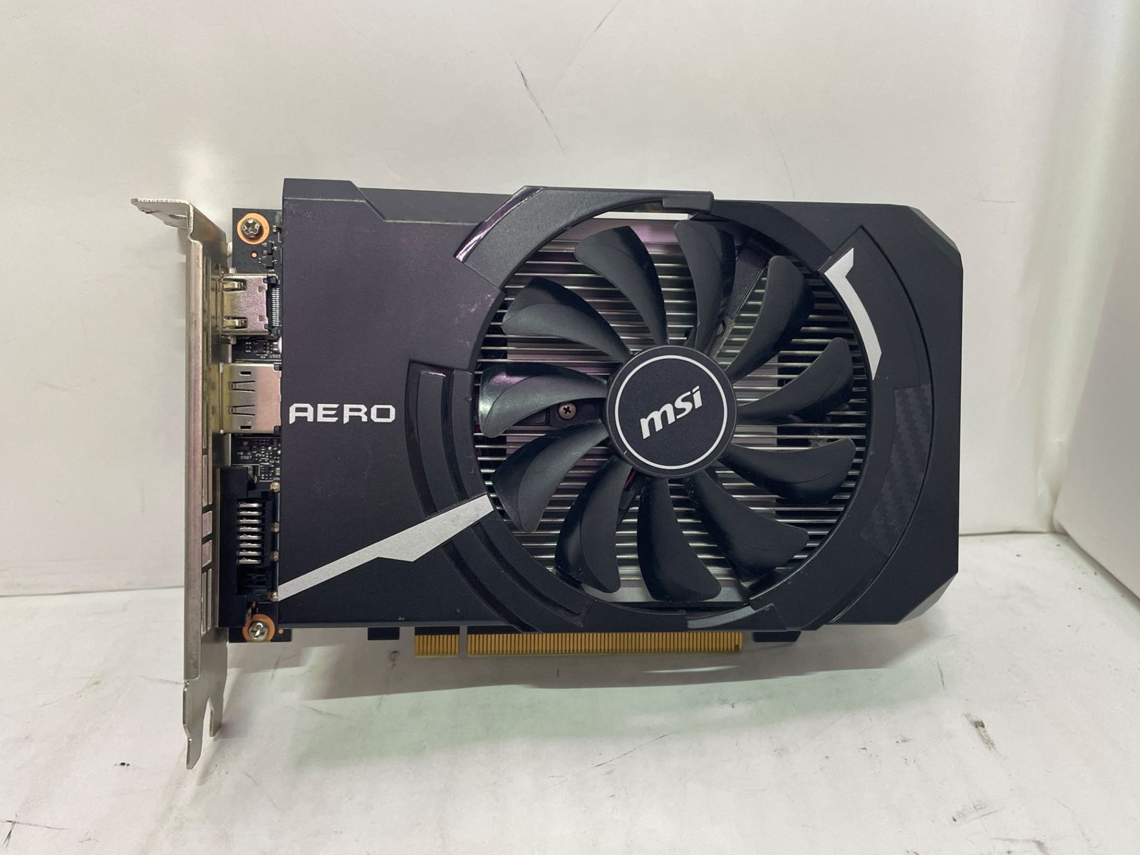 中古PCパーツ] GeForce GTX 1650 AERO ITX 4G OC [PCIExp 4GB] - メルカリ