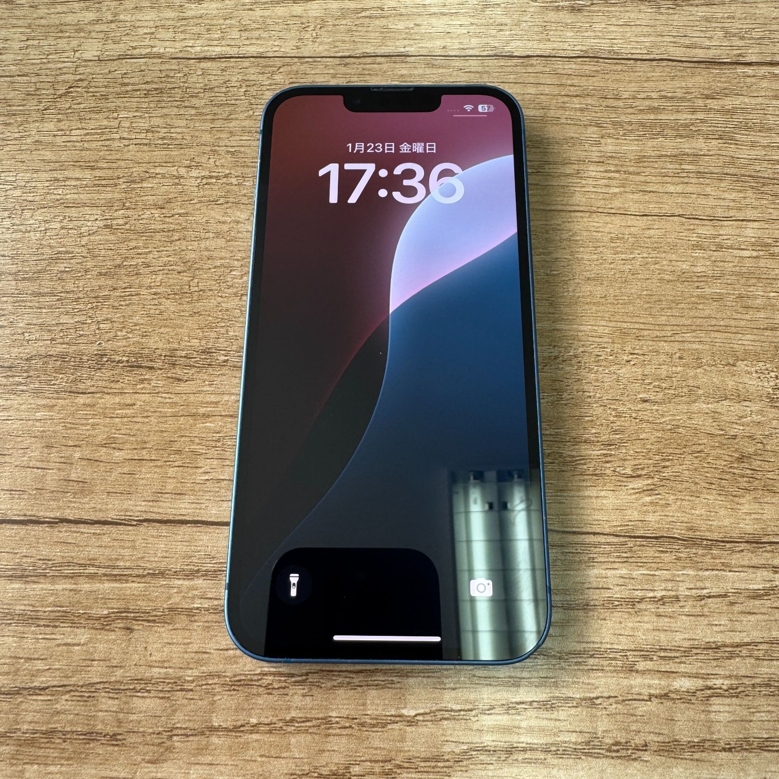 背面割れ】iPhone13 128GB ブルー - メルカリ