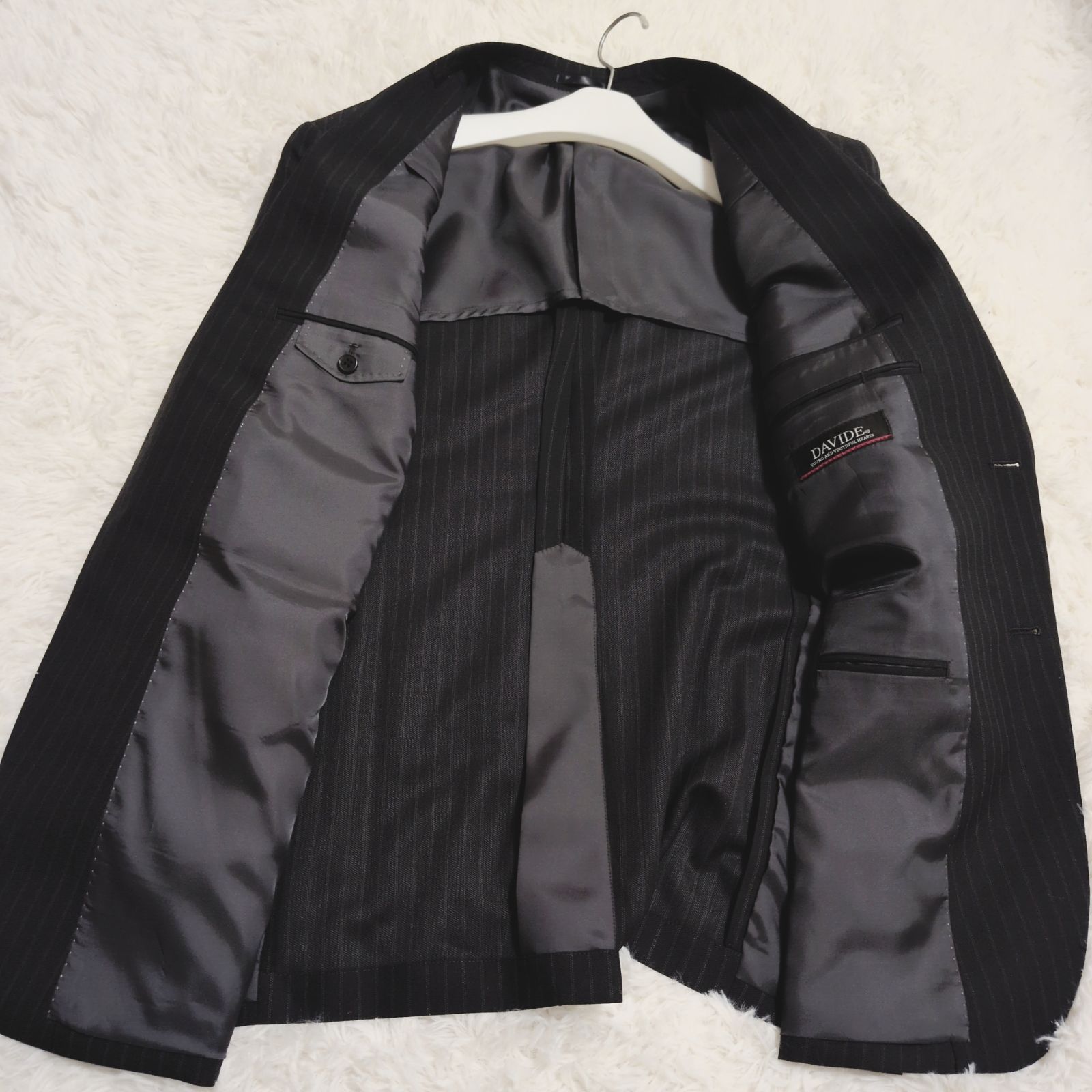 大きいサイズ】極美品 DAVIDE ビジネスセットアップ 黒×ストライプ BB7