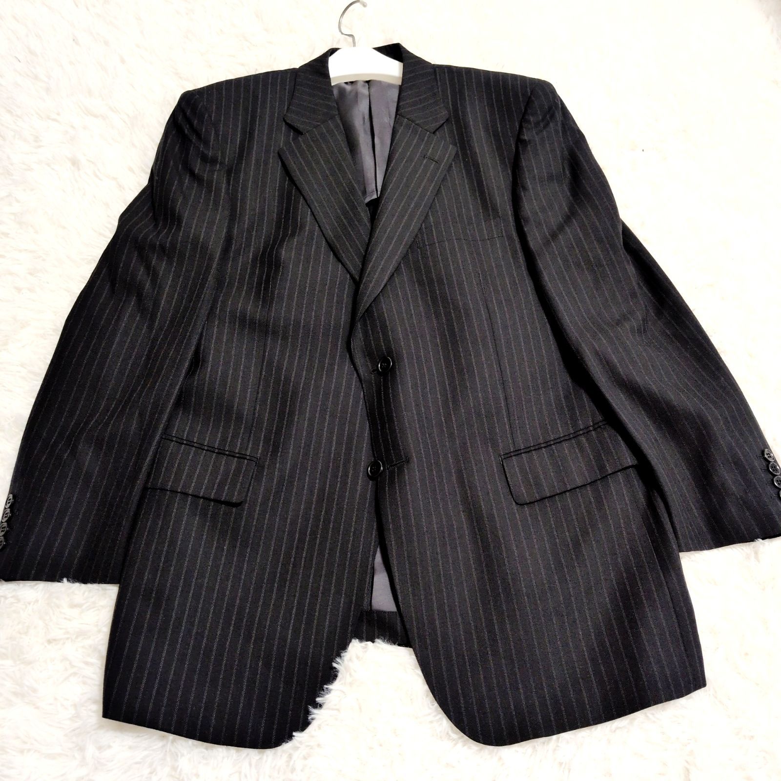 大きいサイズ】極美品 DAVIDE ビジネスセットアップ 黒×ストライプ BB7