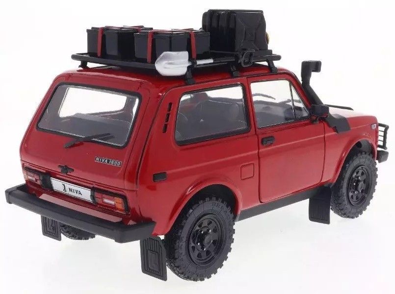 1⁄18 ラーダ ニーヴァ V LADA 1980 グレー ソリド製ダイキャスト 1⁄18