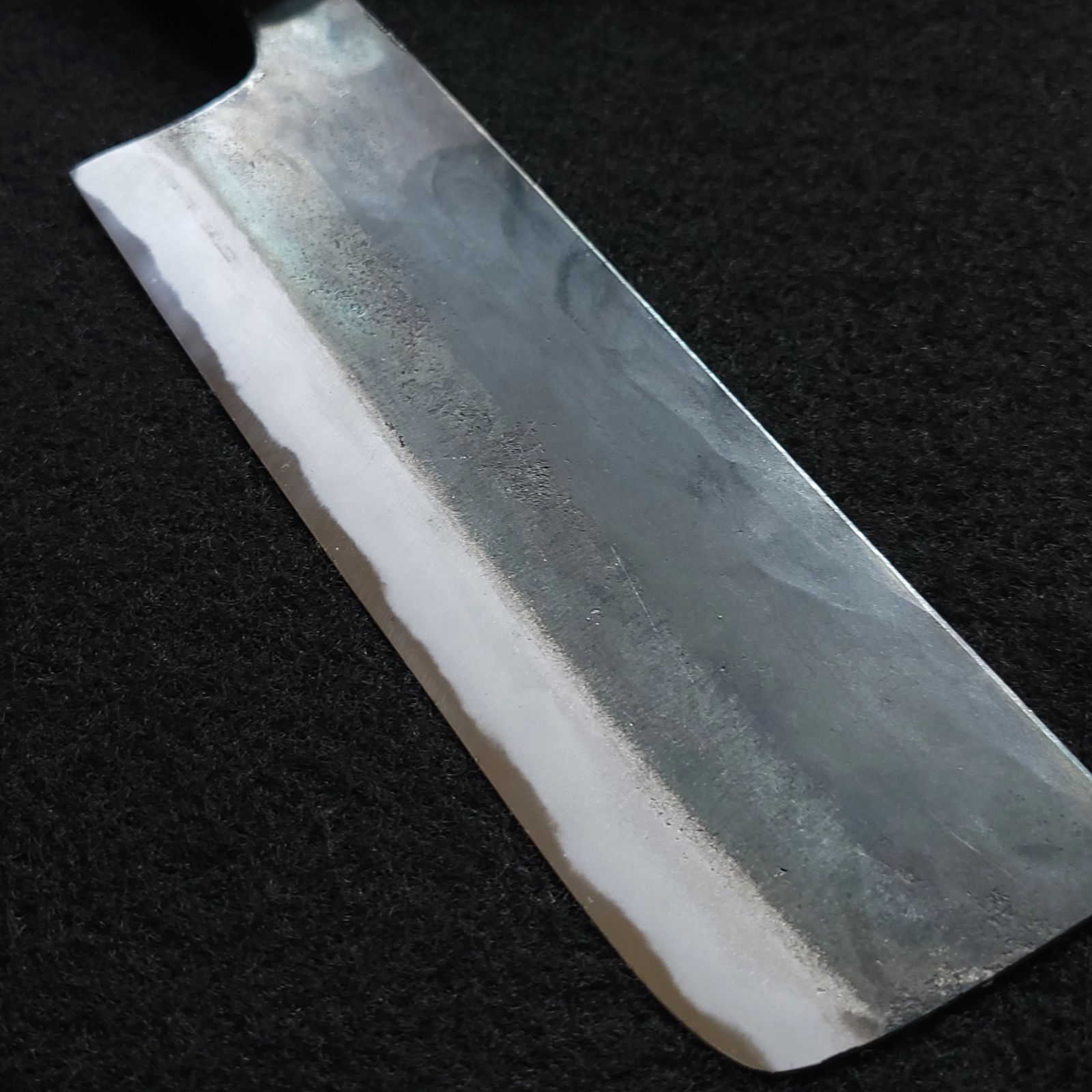 白紙1号 黒打 菜切（万能）包丁 165㎜ #1329 焼柄 月光作 - メルカリ