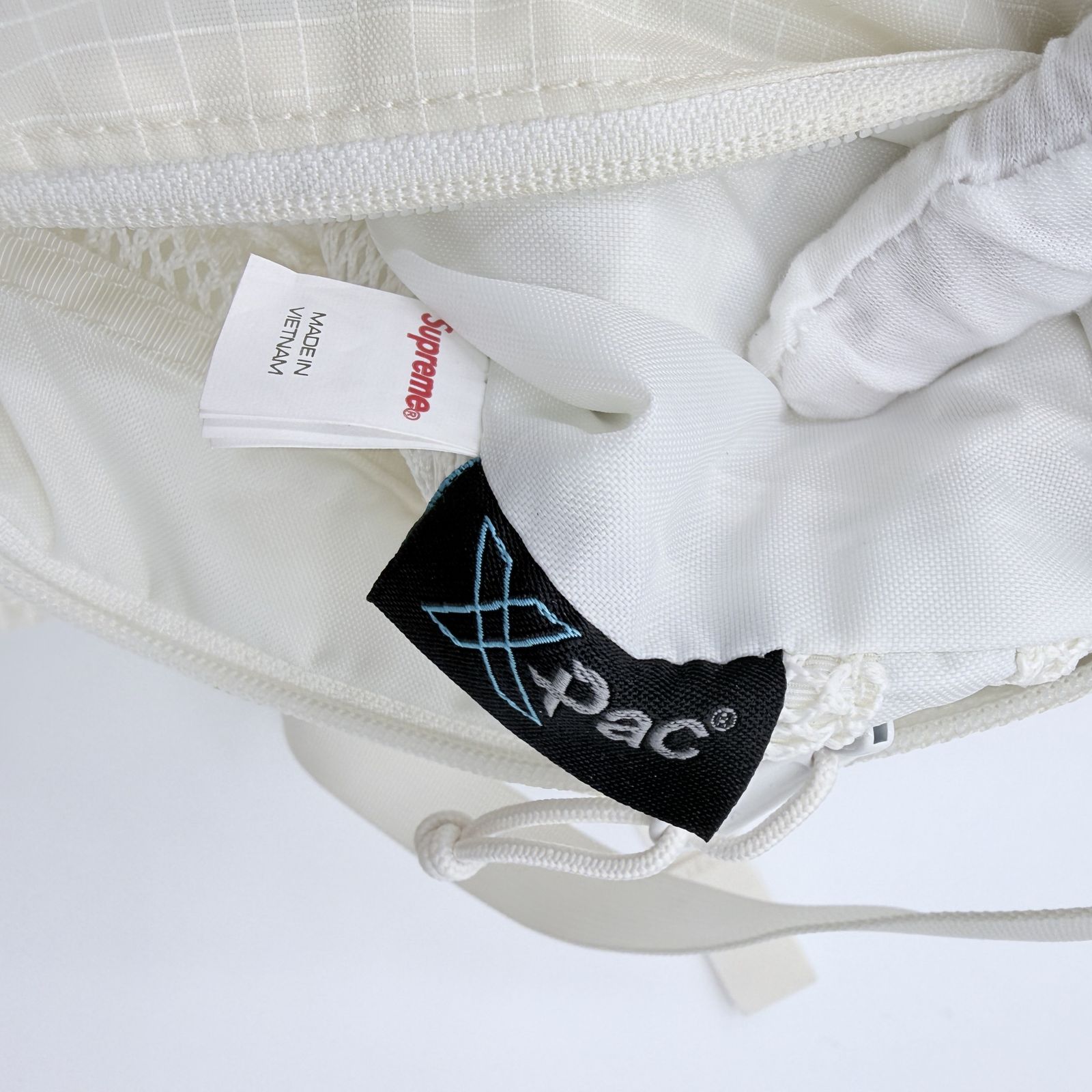 SUPREME（シュプリーム）X-PAC ショルダーバッグ ホワイト メッシュ