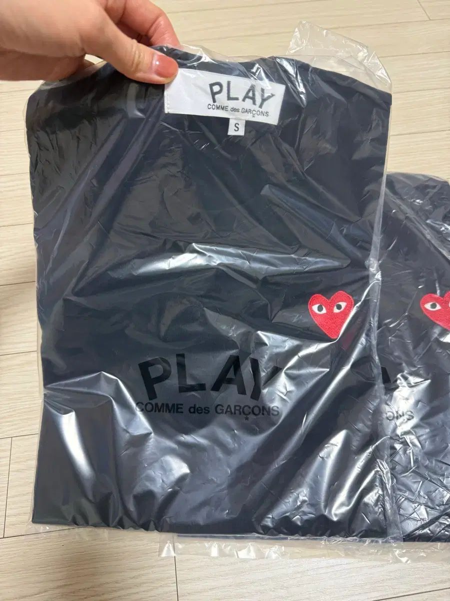 新品) PLAY COMME des GARCONS ロングスリーブ Tシャツ ブラック S
