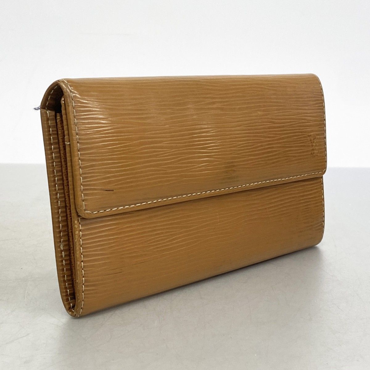 ルイヴィトン エピ 長財布 ポシェット ポルトモネ クレディ M63572 茶色 ルイヴィトン エピ ポシェットポルトモネクレディ 長財布 ブラウンレザー