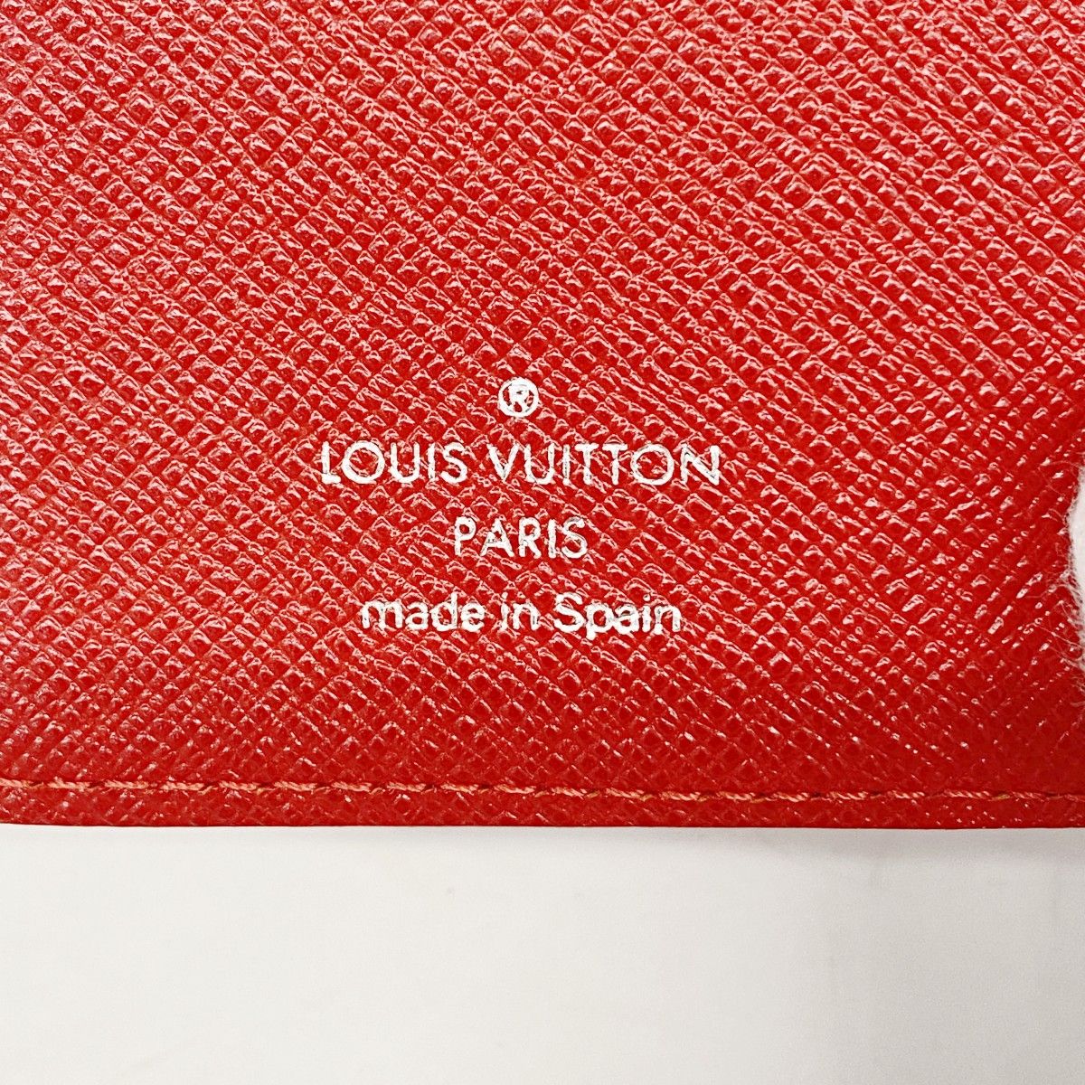 ルイヴィトン 手帳カバー