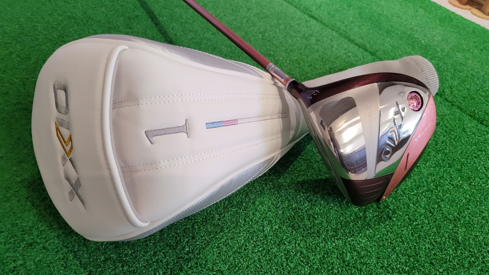 ゼクシオ13 レディース ドライバー 12.5度 MP1300 Lシャフト ボルドー