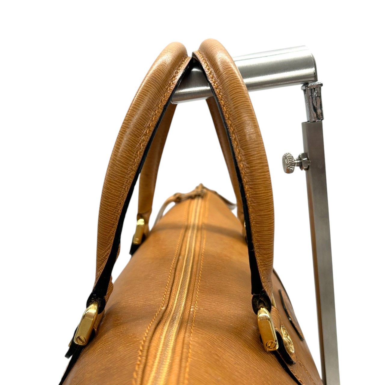 美品 ヴァレンティノガラヴァーニ ハンドバッグ ミニボストン レザー タッセル 美品 ヴァレンティノガラヴァーニ ミニボストン ハンドバッグ レザー