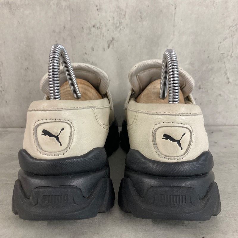 PUMA プーマ LOAFYR WNS ALPINE SNOW-PUMA BLACK ローファー