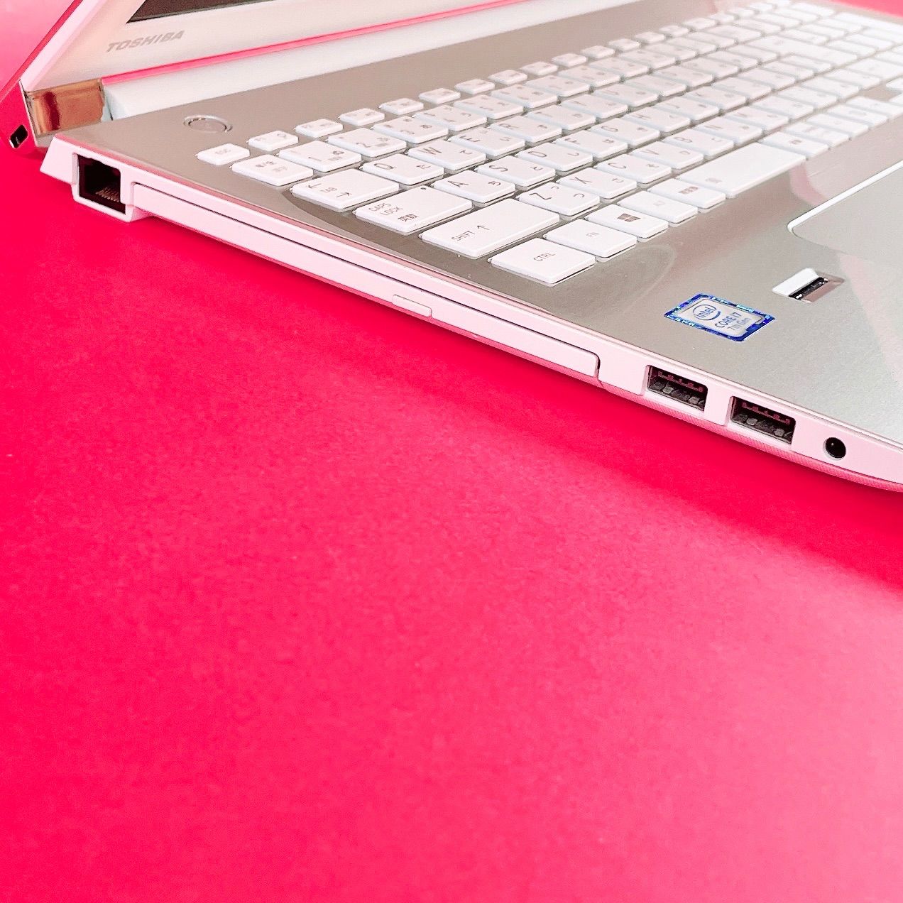 ブルーレイ見れる❣️人気No.1✨️おしゃれゴールド✨️Corei7 薄型