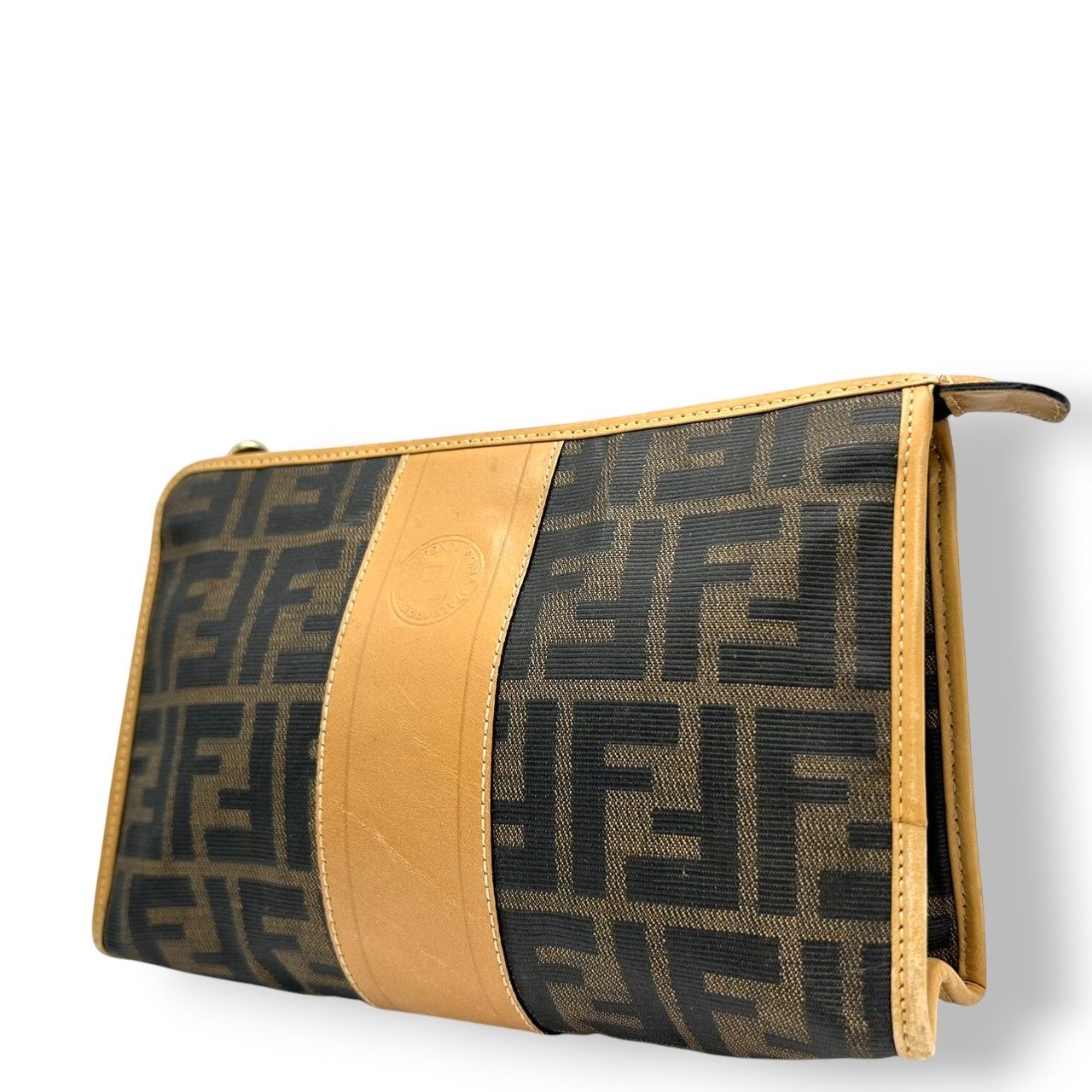 【FENDI】ポーチ　ズッカ柄　ゴールド金具　キャンバス　ブラウン FENDI フェンディ ズッカ柄 ポーチ 化粧ポーチ ブラウン ゴールド金具