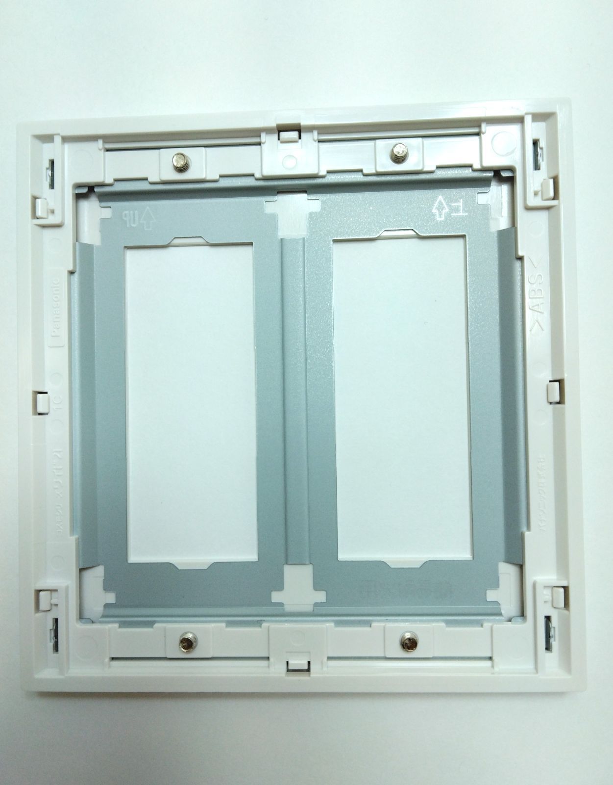 パナソニック コスモシリーズワイド21 簡易耐火コンセントプレート 3 3コ用 スクエア セット