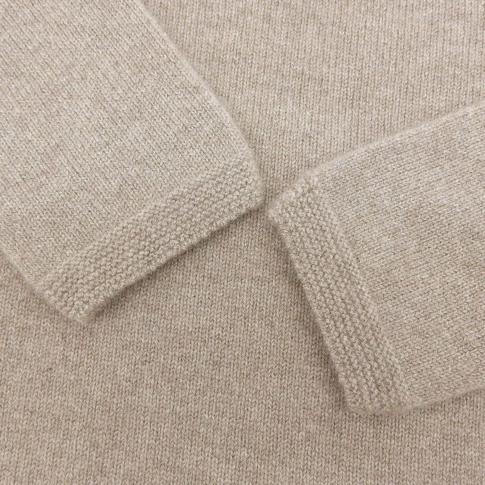 TOYOBOSHI トウヨウボウシ 新品同様 HAKOBE カシミヤ100 Vネックニット  