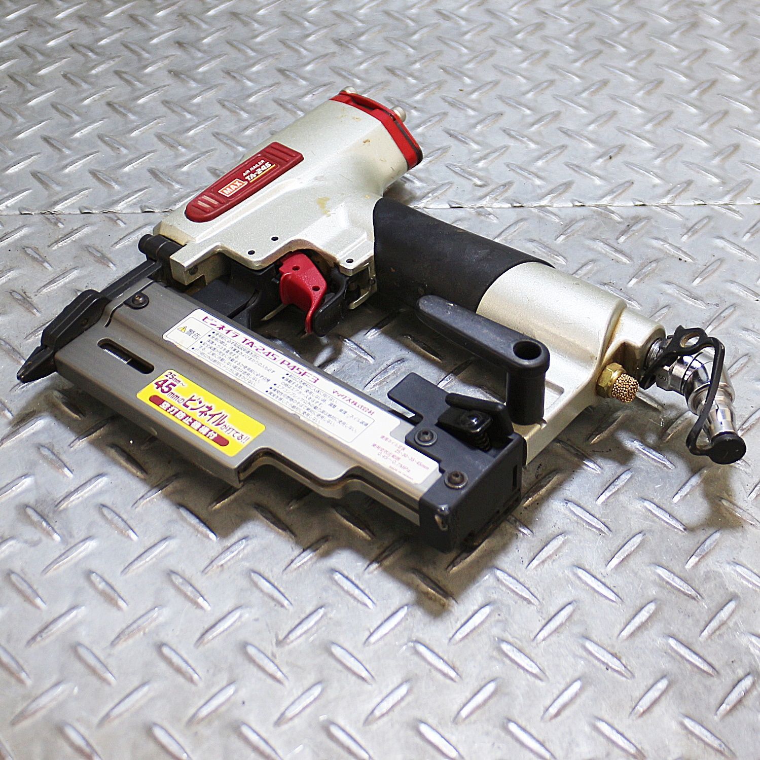 新潟発 マックス 45mmピンネイラ TA-245 ケース付 エア釘打機 エアー