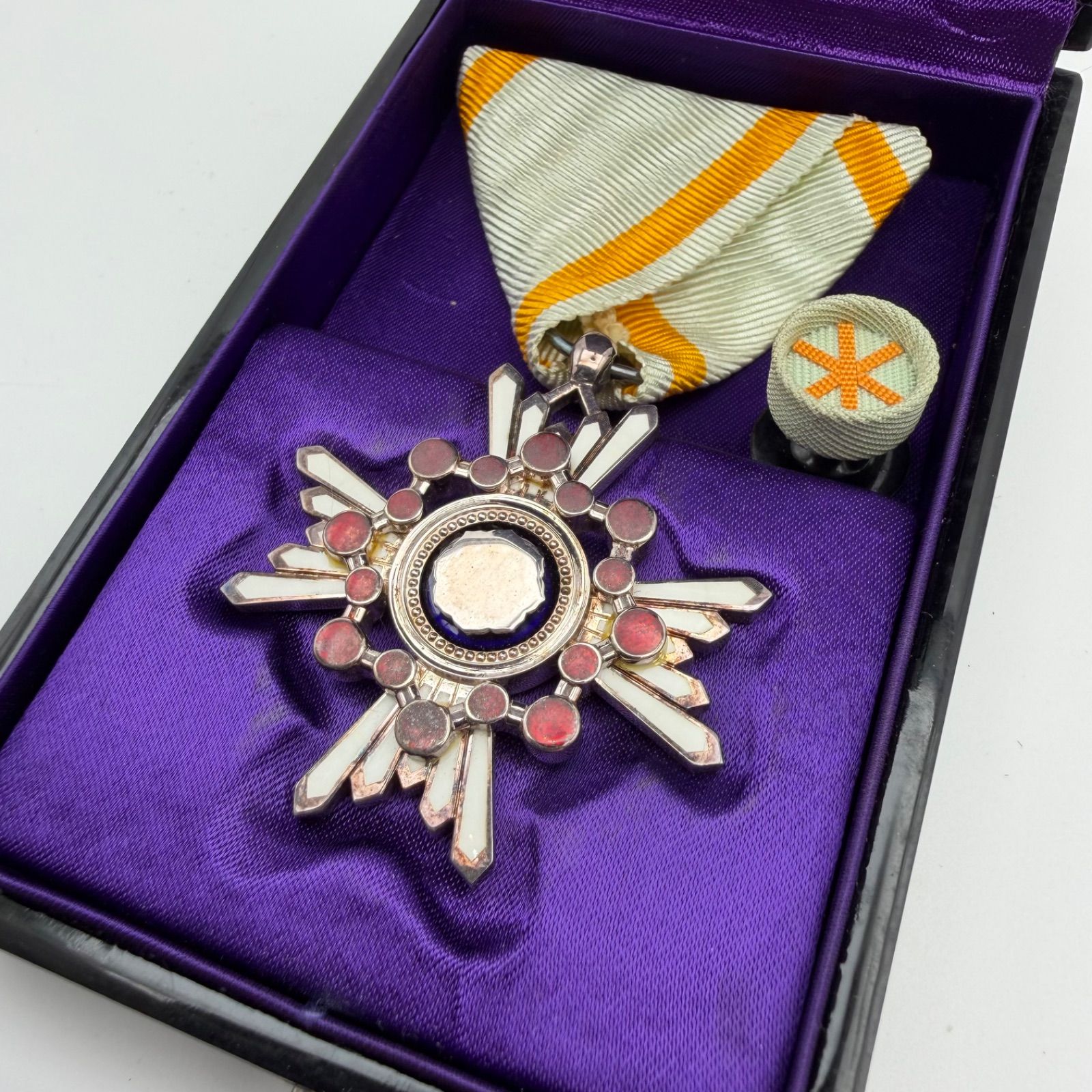 勲章まとめ】功五級金鵄勲章 勲六等瑞宝章 - メルカリ