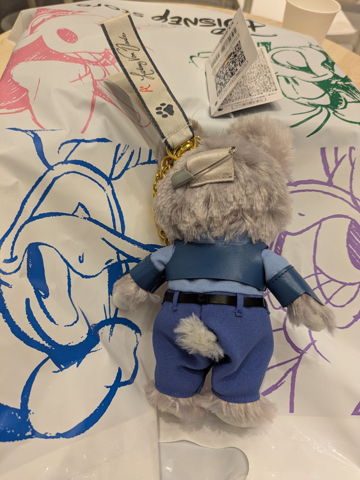 このコをお譲りします☆DISNEY STORE 新品タグ付 お顔厳選 ギフト