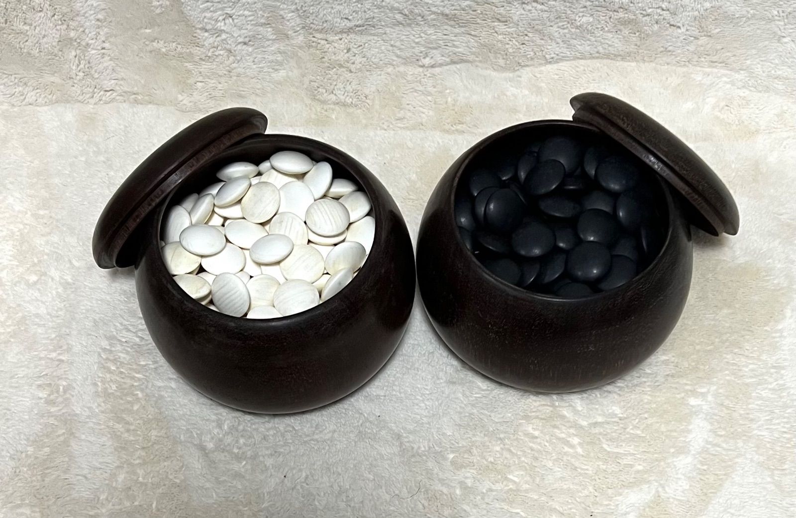 囲碁 碁盤 蛤碁石 本那智黒 碁笥 - メルカリ