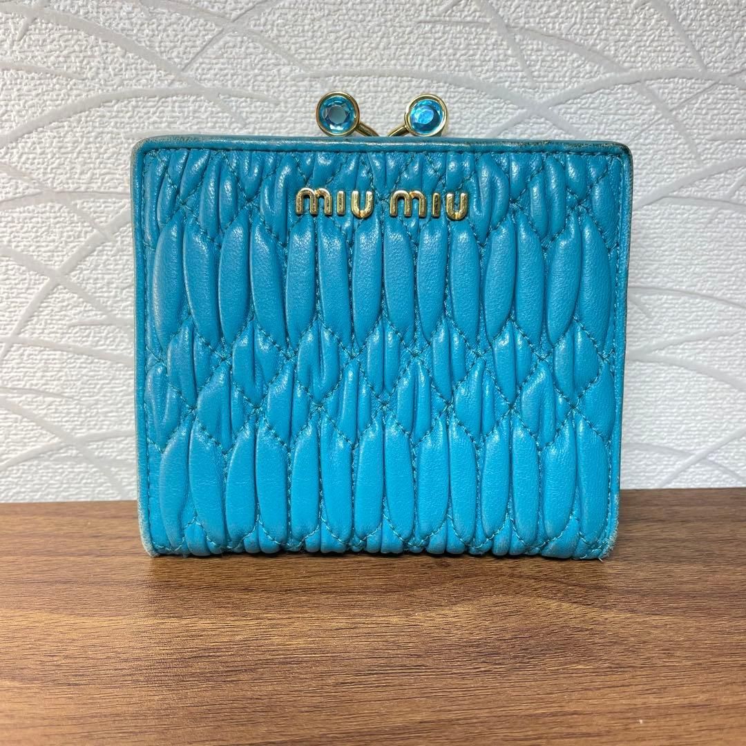 MIUMIU がま口財布 エナメル miumiu エナメルガマ口長財布
