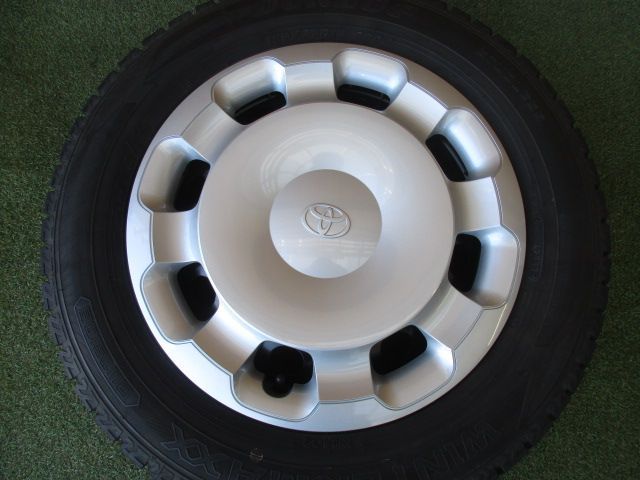 びす。様送料込みトヨタ純正 現行10 シエンタ スタッドレス 185/65R15 中古】 送料込み トヨタ純正スチール 10シエンタ 185/65R15