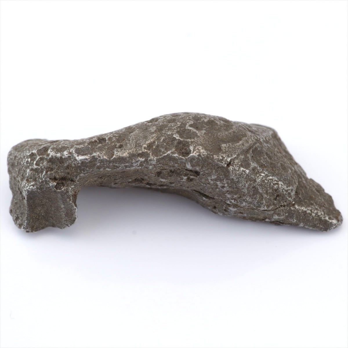 シホテアリン 隕石 8.3g シホテアリニ オクタヘドライト 鉄隕石 原石