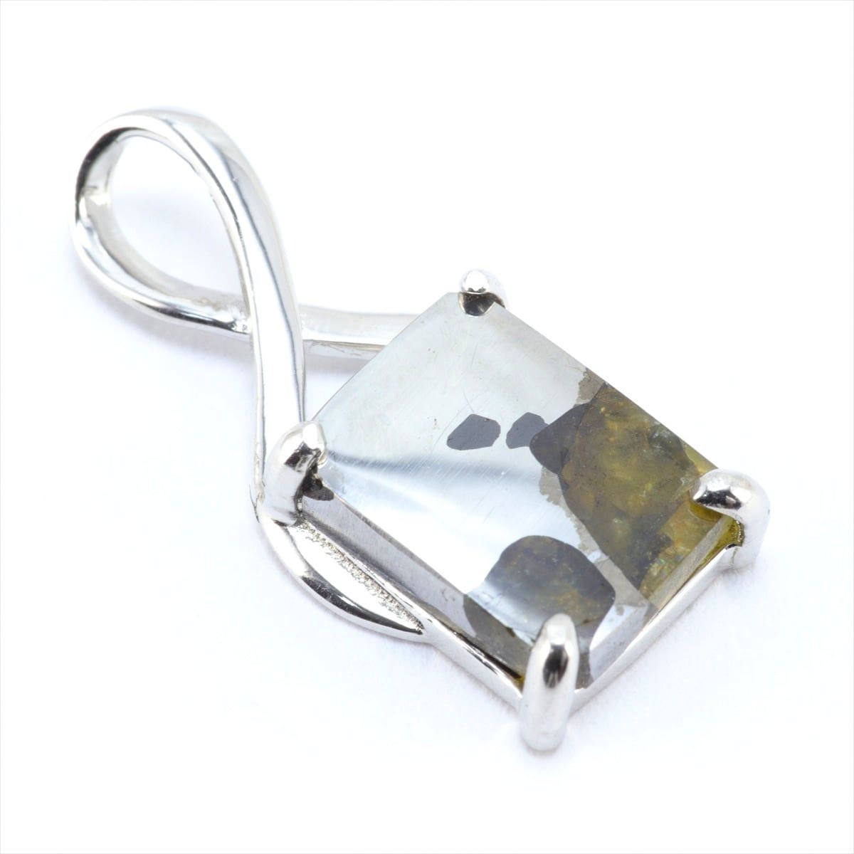 隕石　メテオライト　イミラック　ペンダントトップ付き イミラック 隕石 2.5g パラサイト ネックレス ペンダント トップ