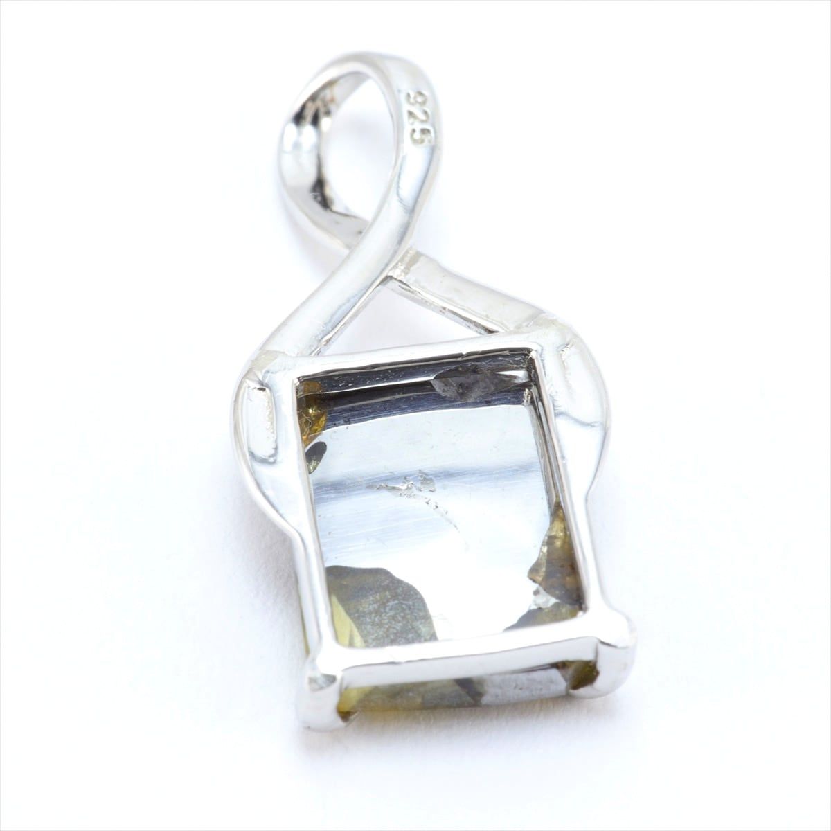 隕石　メテオライト　イミラック　ペンダントトップ付き イミラック 隕石 2.5g パラサイト ネックレス ペンダント トップ