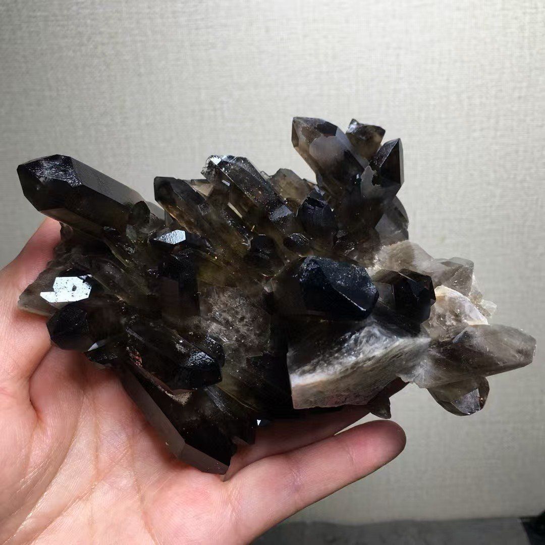 AAA級【魔除け】◇天然モリオン(黒水晶）クラスター置物B0123/YS/169D