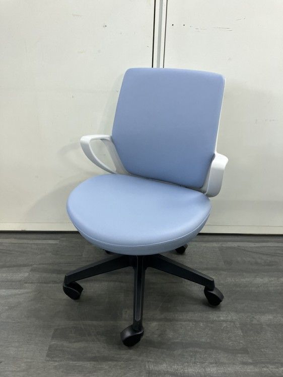 アウトレット品 コクヨ ピコラリビナシリーズ 固定肘付ピコラリビナチェア C10 B11S ブルー