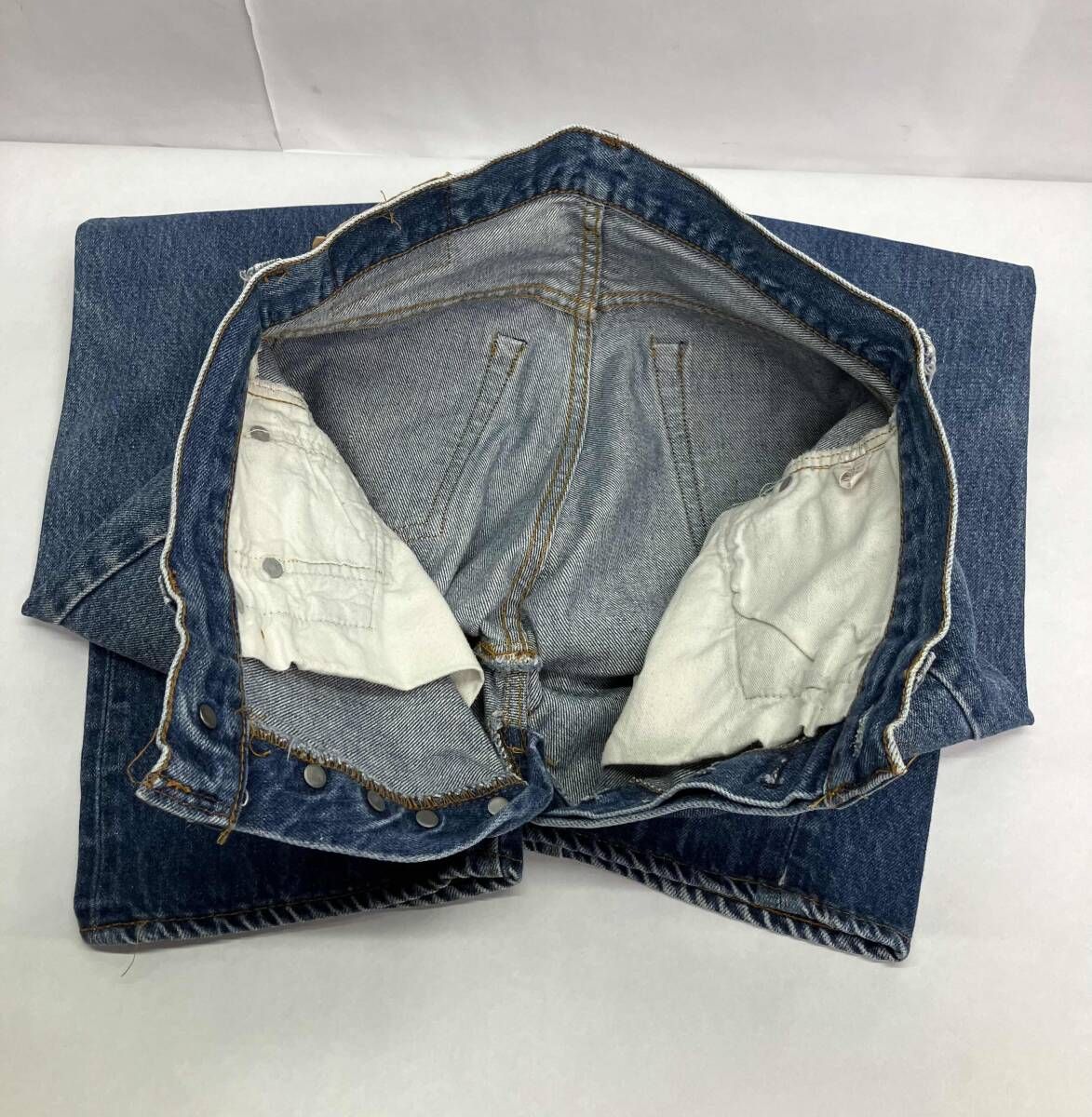 Levi's 501　ヴィンテージ66後期　ボタン裏6USA製1/15までの出品 LEVI'S 501/66後期/リーバイス/デニム/ジーンズ/ボタン裏6/small e