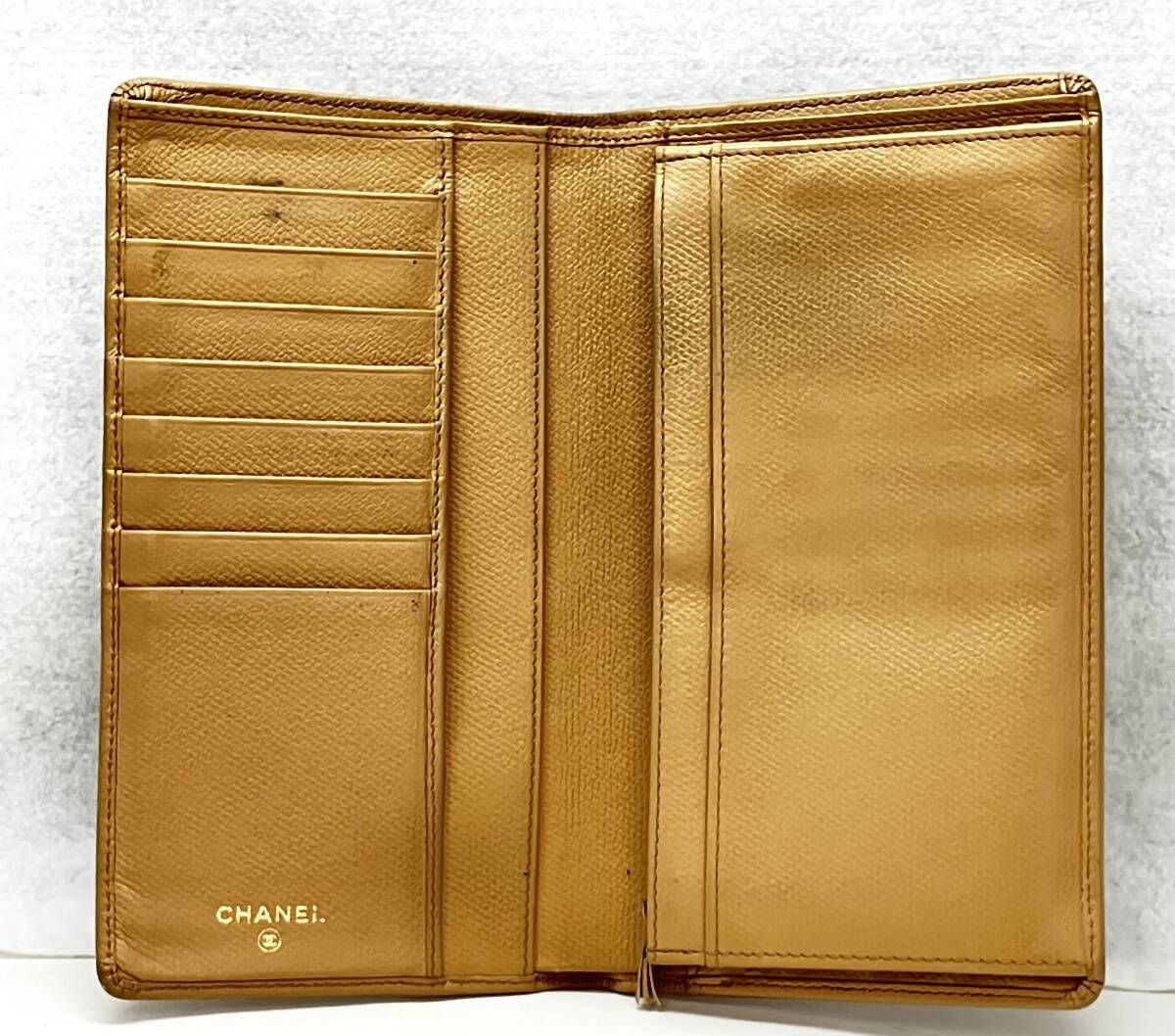 ‼️最終値下げ‼️❣️シャネルCHANEL❣️ベージュ ココボタン　ファスナー付き長財布 シャネル 長財布⭐️めちゃ可愛い❤️最終値下げ