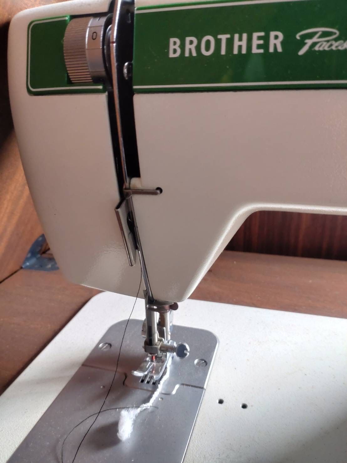 ジャンク品　brotherミシン　Tendyspecial Tendy7000｜ブラザーミシン修理｜針が下りず縫えなくなった – 小さな
