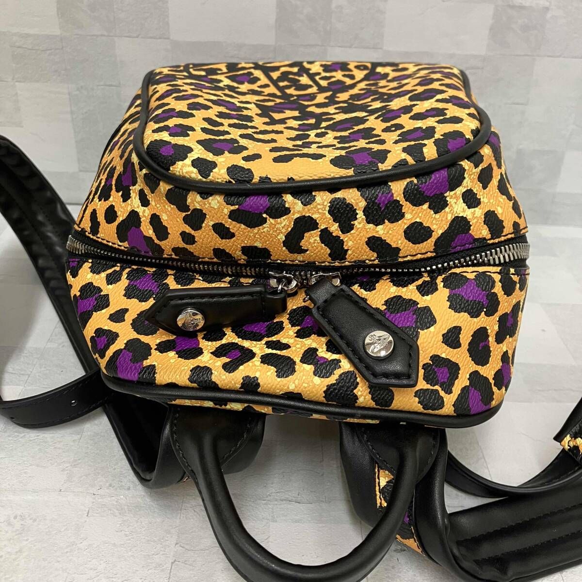 Vivienne Westwood ヴィヴィアンウエストウッド ミニリュック レザー