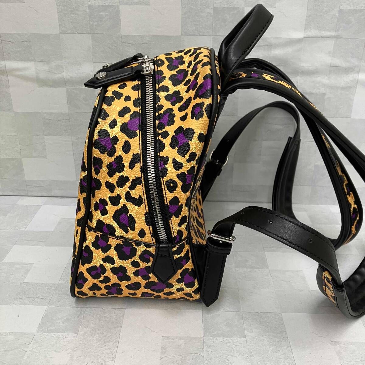 Vivienne Westwood ヴィヴィアンウエストウッド ミニリュック レザー