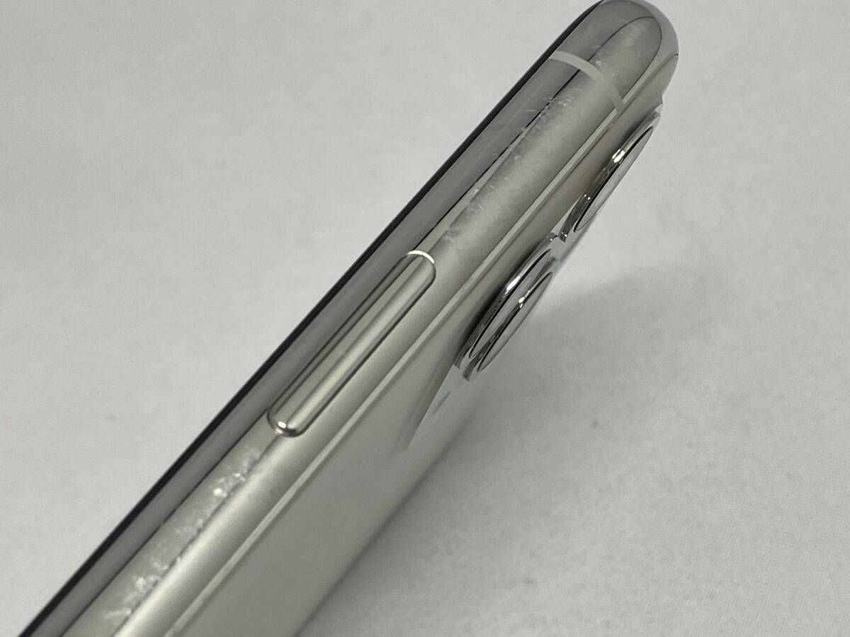 docomo 【SIMロックなし】NWC32J/A iPhone 11 Pro 64GB シルバー 