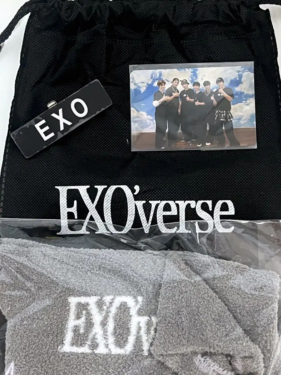 EXO 韓国 ファンミーティング 入場特典 EXO（エクソ）ファンミーティング exoverse 入場 特典 プレゼント