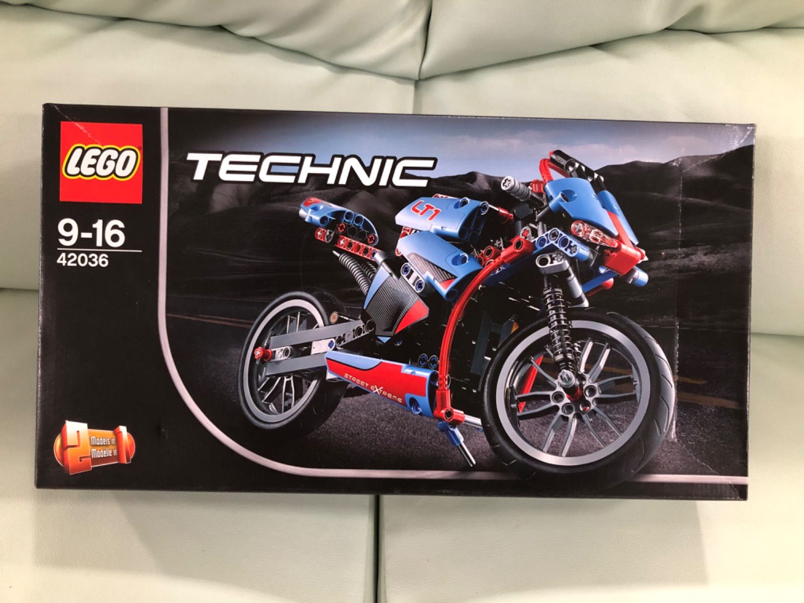 LEGO レゴ TECHNICのストリートバイク42036 品の