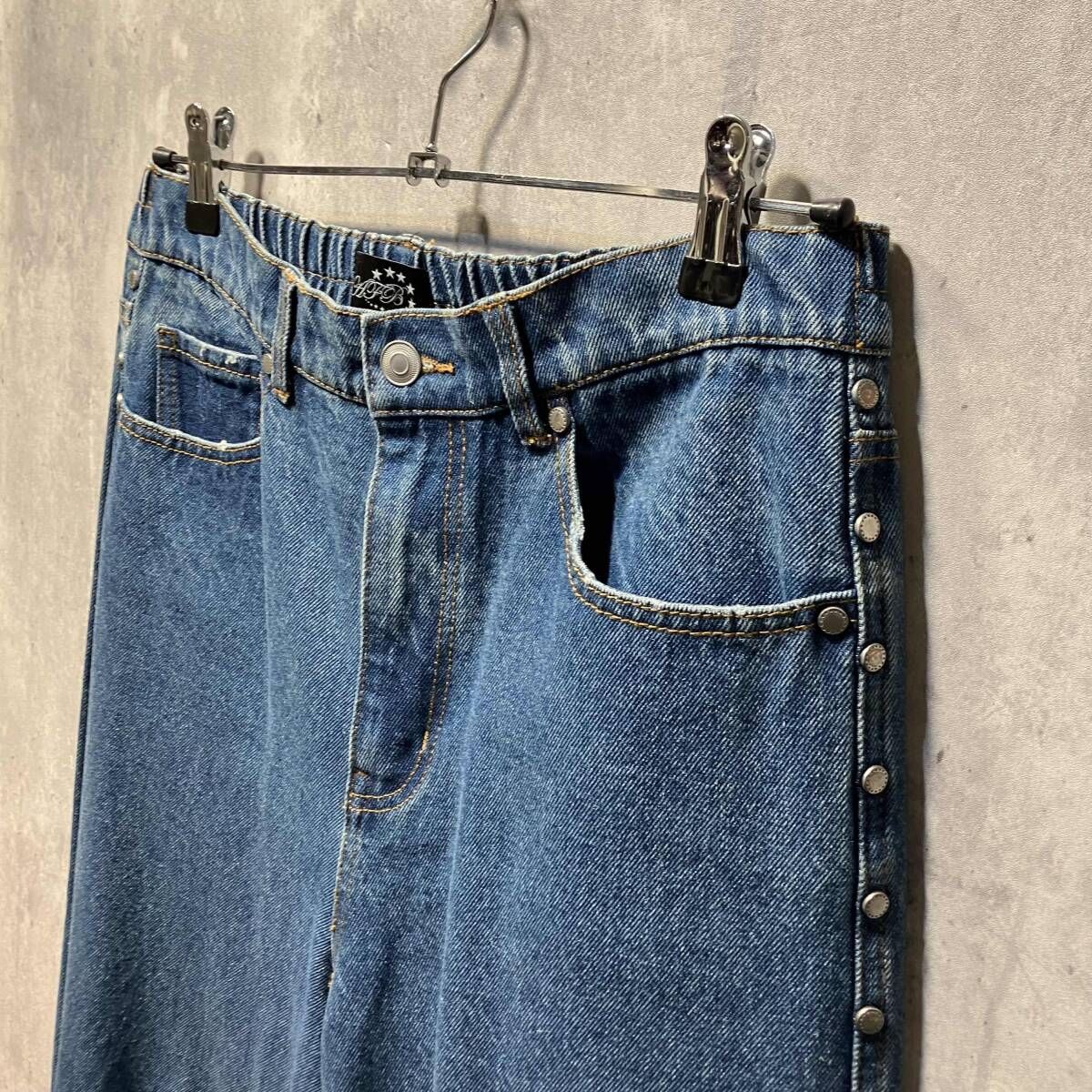 AFB STUDS DAMAGED BAGGY PANTS ジーンズ Lサイズ エーエフビー 