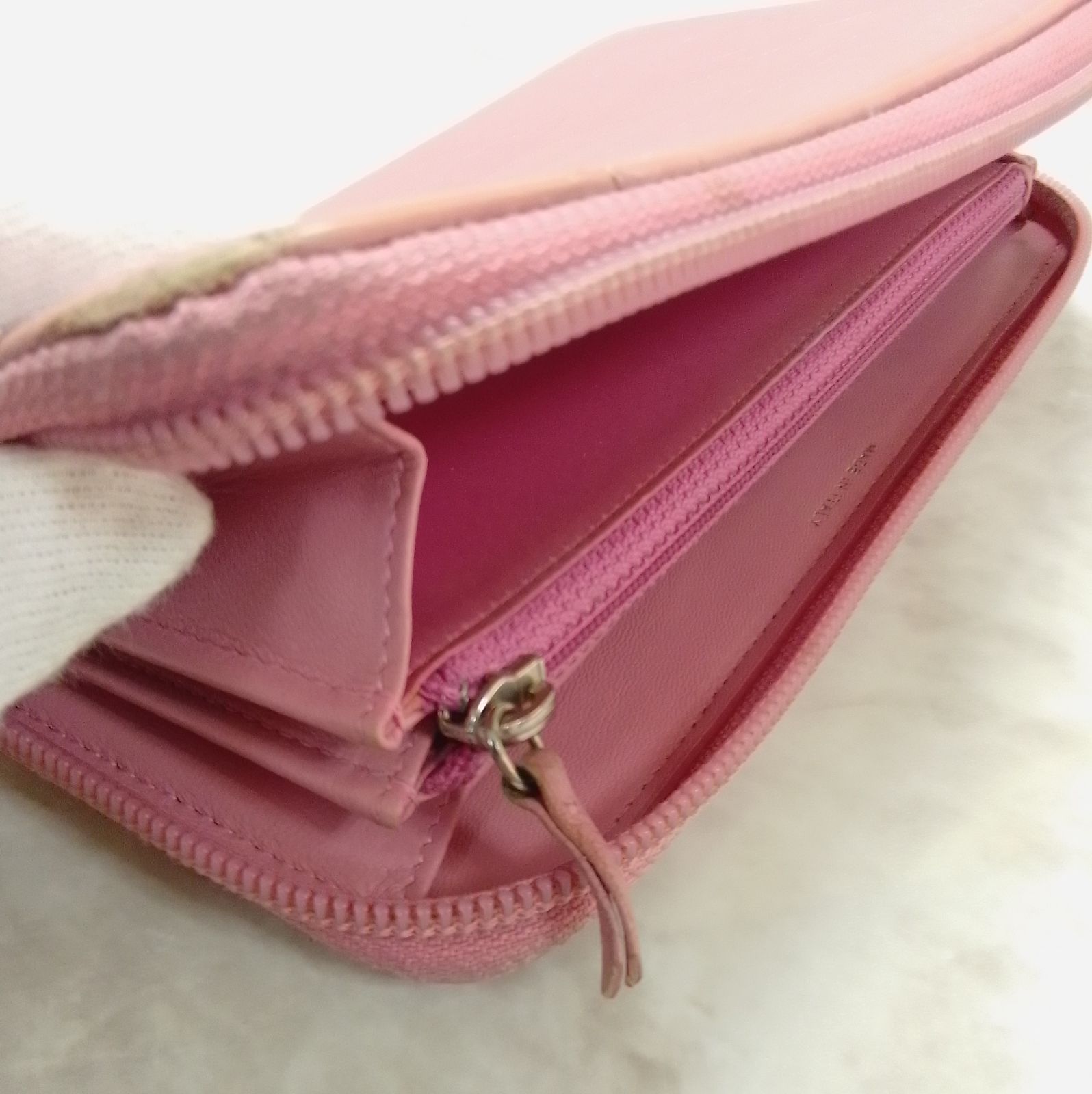 AQB09 シャネル カメリア ラウンドファスナー長財布 シルバー金具 楽天