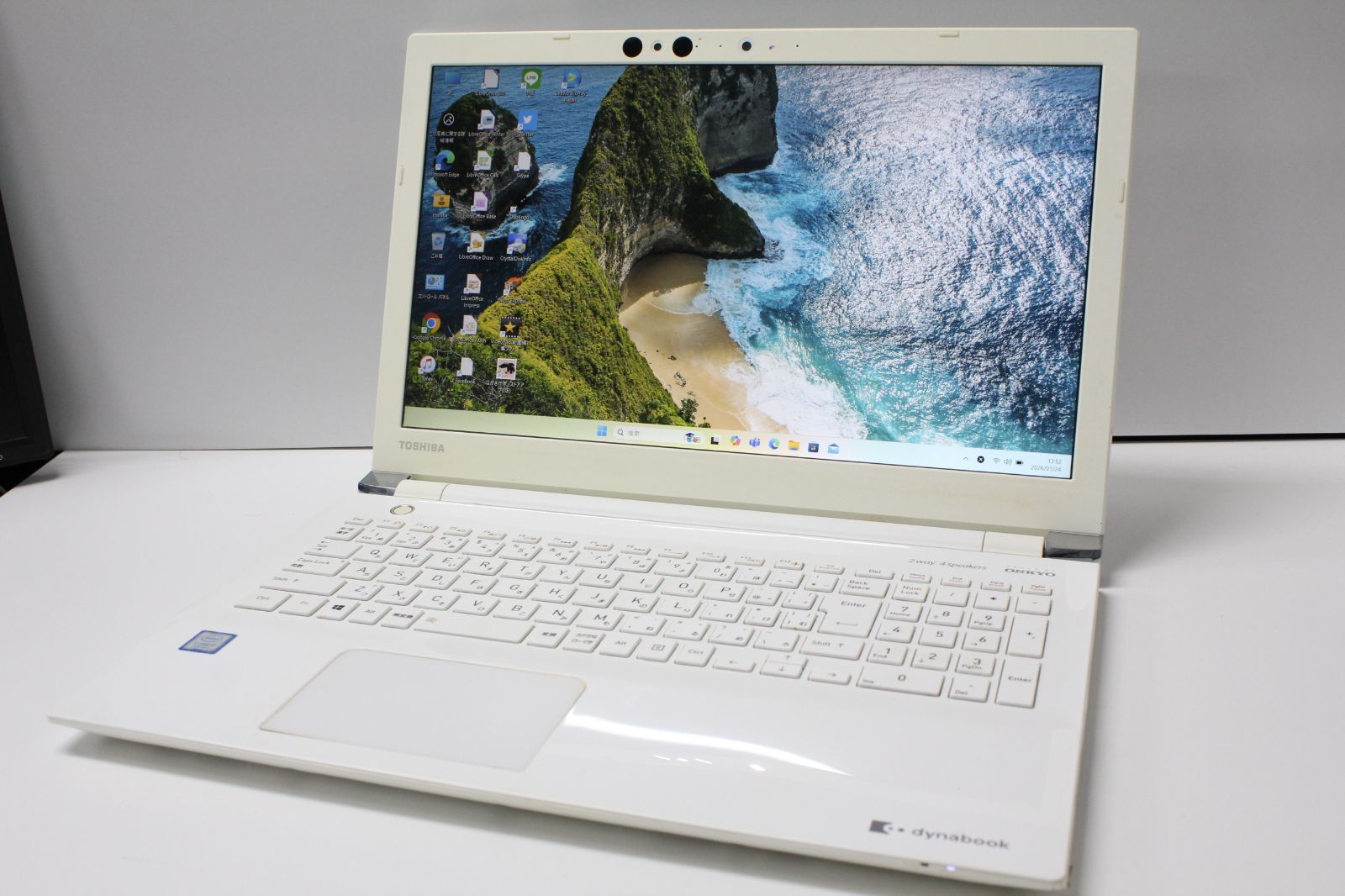 中古ノートPC】東芝〈dynabook T75/GW〉Intel core i7/SSD512GB/メモリ 