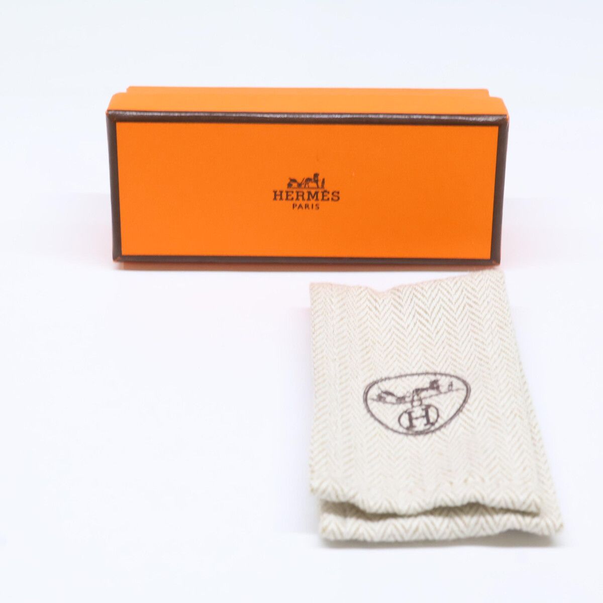 HERMES エルメス 【新品同様】バレッタ クルー・メドール PM - メルカリ