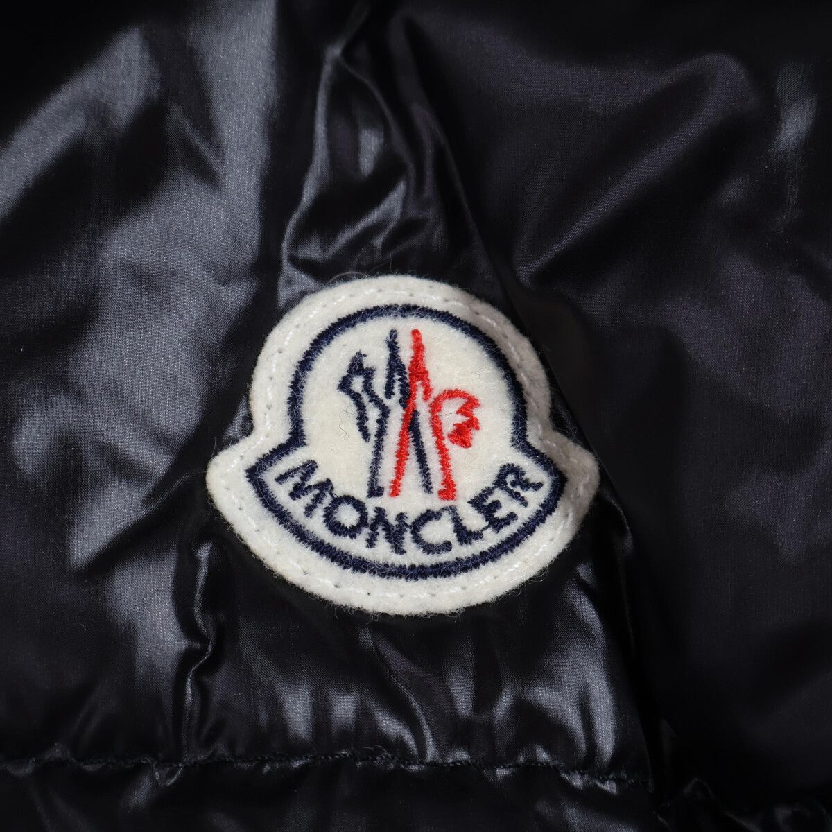 MONCLER モンクレール BARTHOLOME GILET バルトロメ フーデットダウン