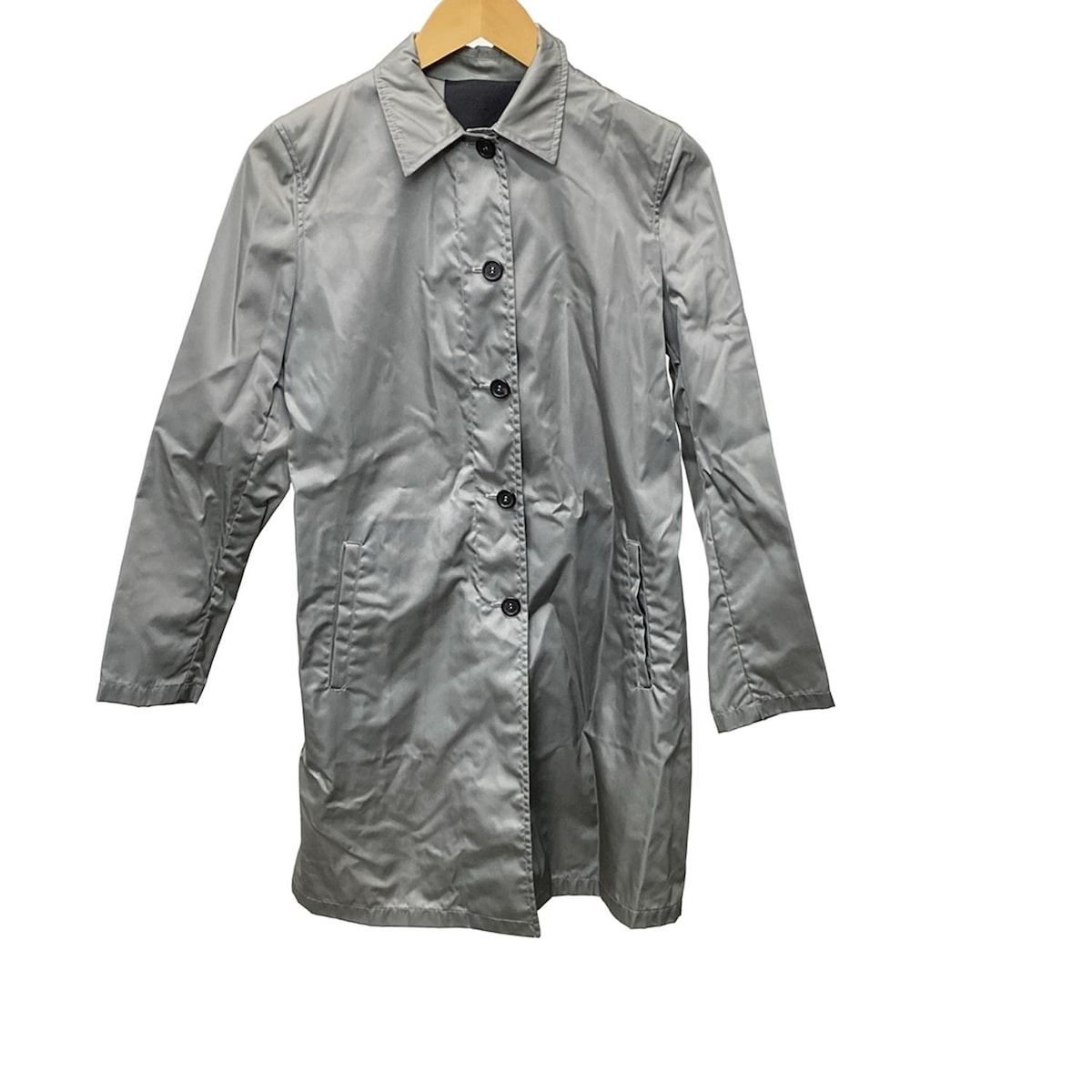 PRADA コート サイズ40 PRADA(プラダ) コート サイズ40 M レディース - グレー 長袖/ナイロン