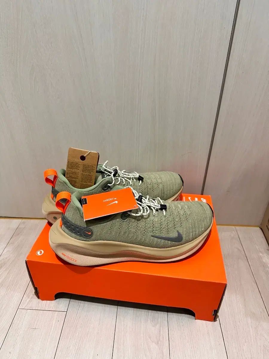 ♥ NIKE インフィニティラン 4 ランニングスニーカー 270