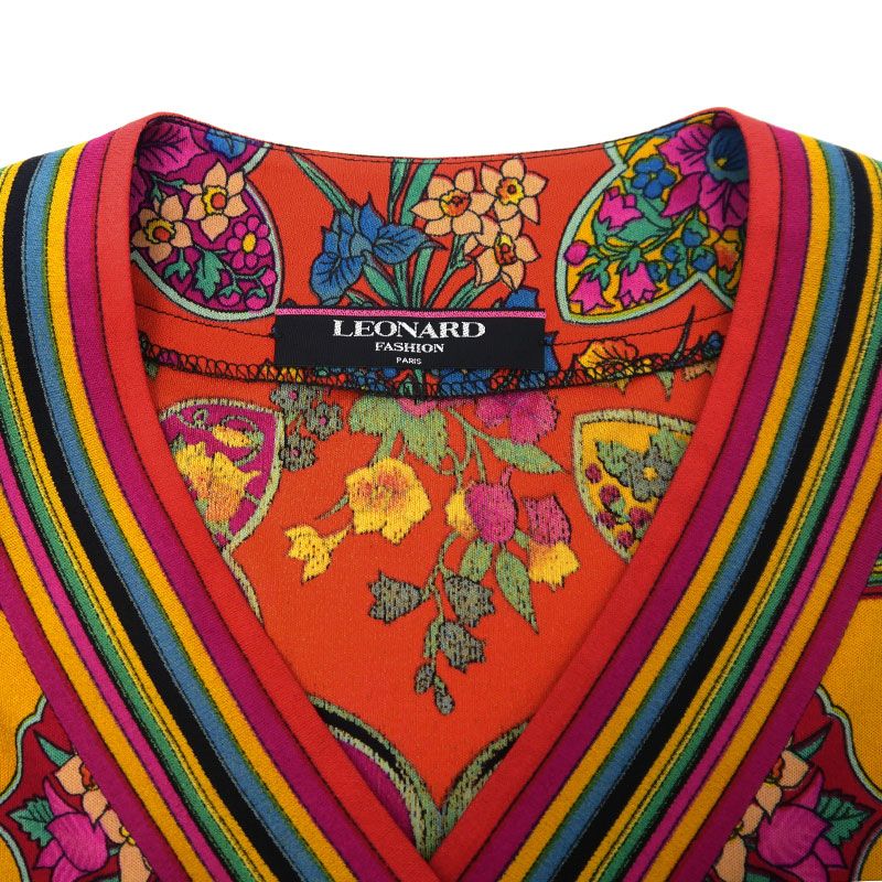 【希少✨】レオナール ノーカラージャケット 花柄トリム 金ボタン コットン 黒 LEONARD ジャケットノーカラー半袖花柄トリム金ボタン黒色M