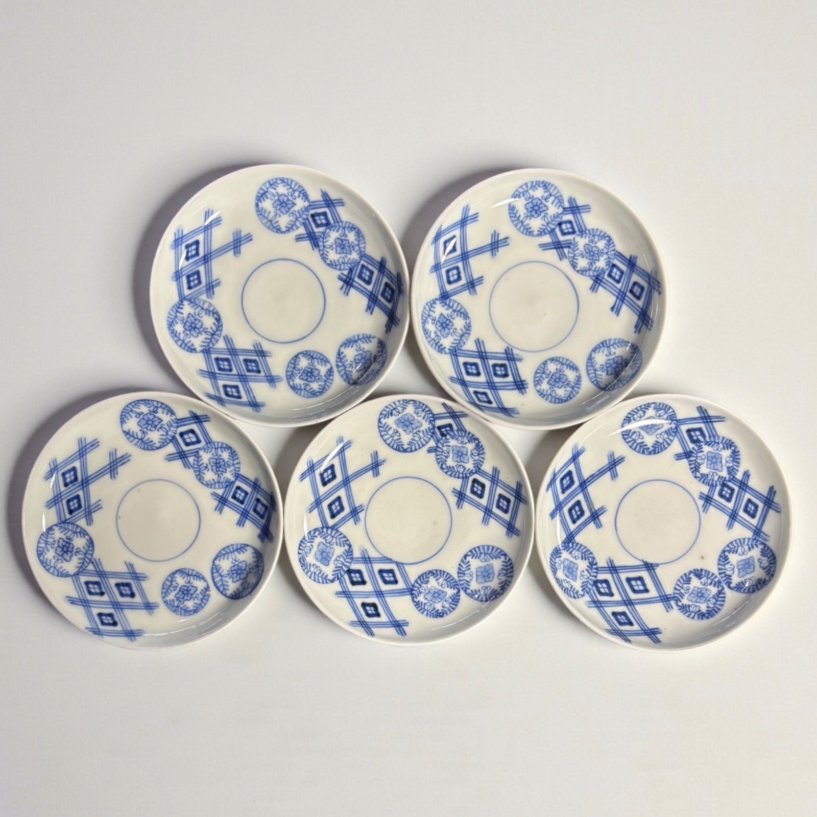 5客セット】 古伊万里 染付 花菱文 市松文様 小皿 時代物 平皿 丸皿 豆